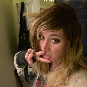 Meet your Posher, Bren chloe